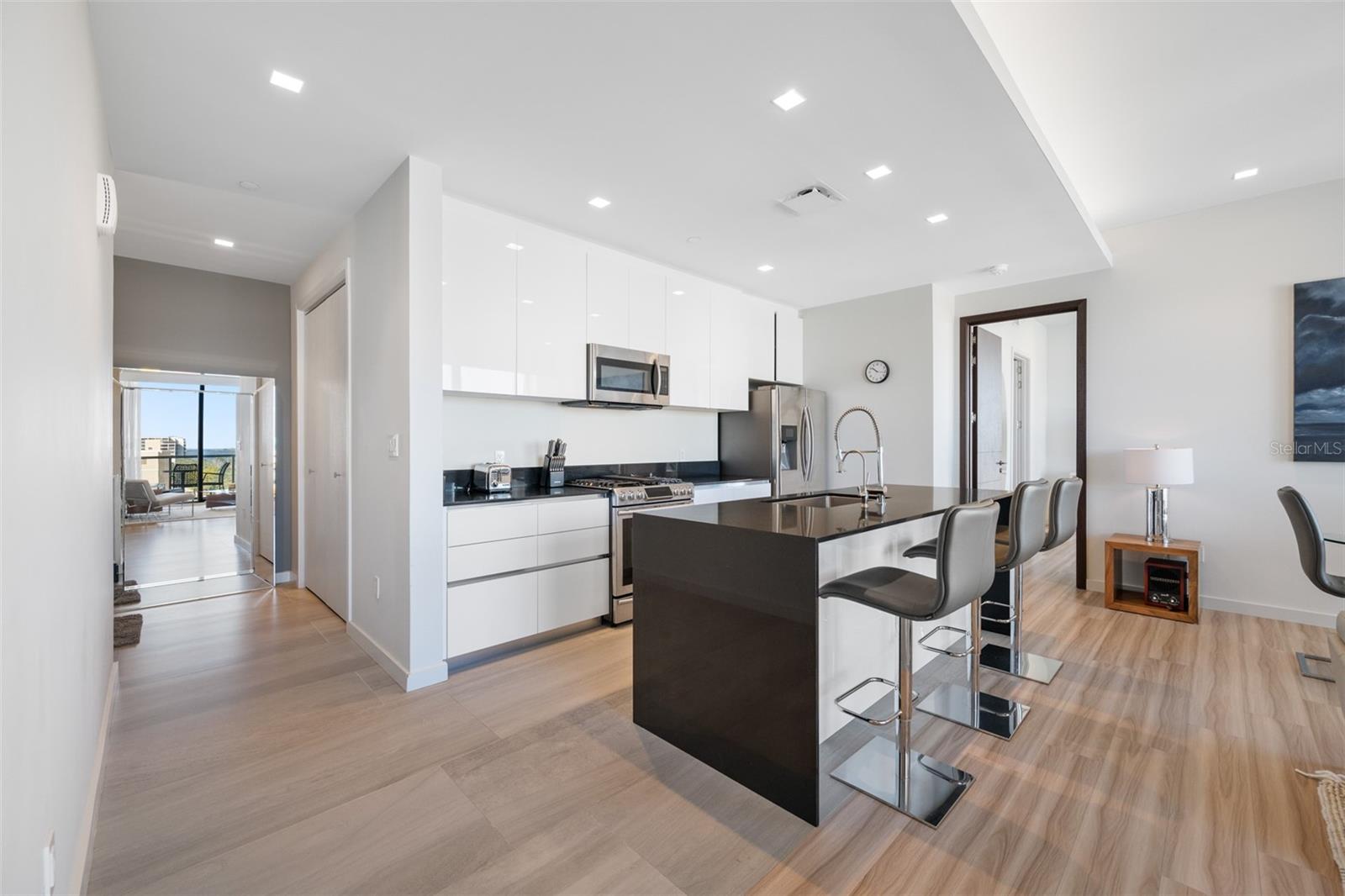 Image 12 of 49 For 5 Osceola Avenue 508