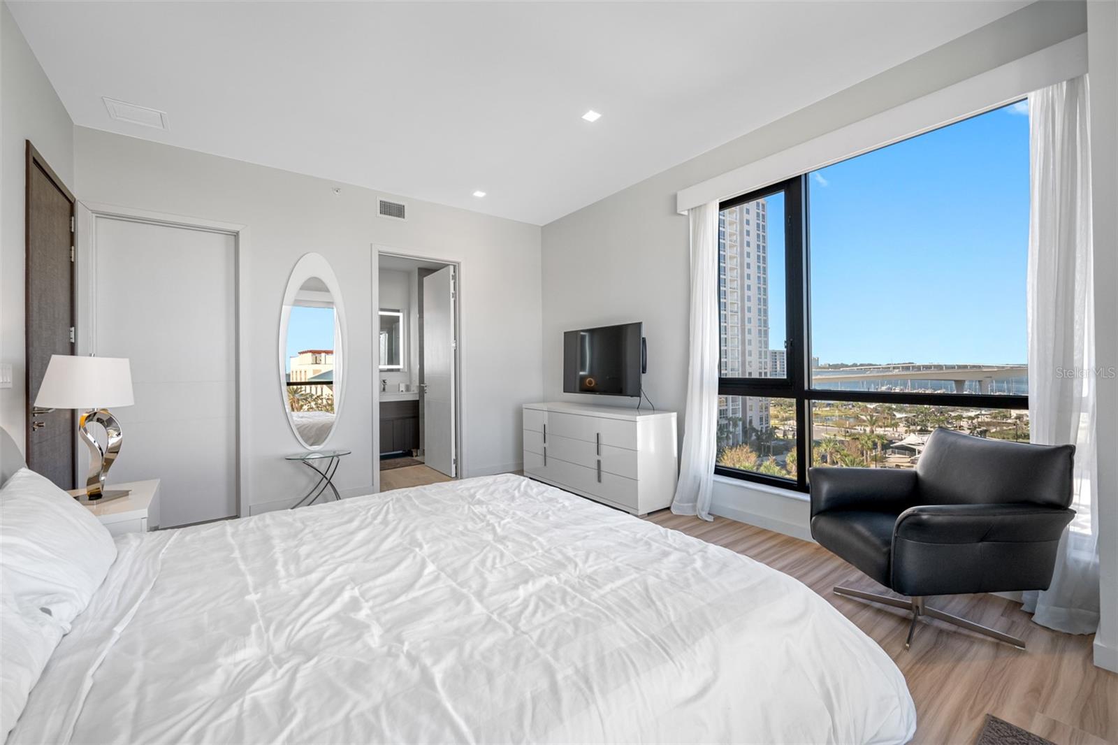 Image 17 of 49 For 5 Osceola Avenue 508