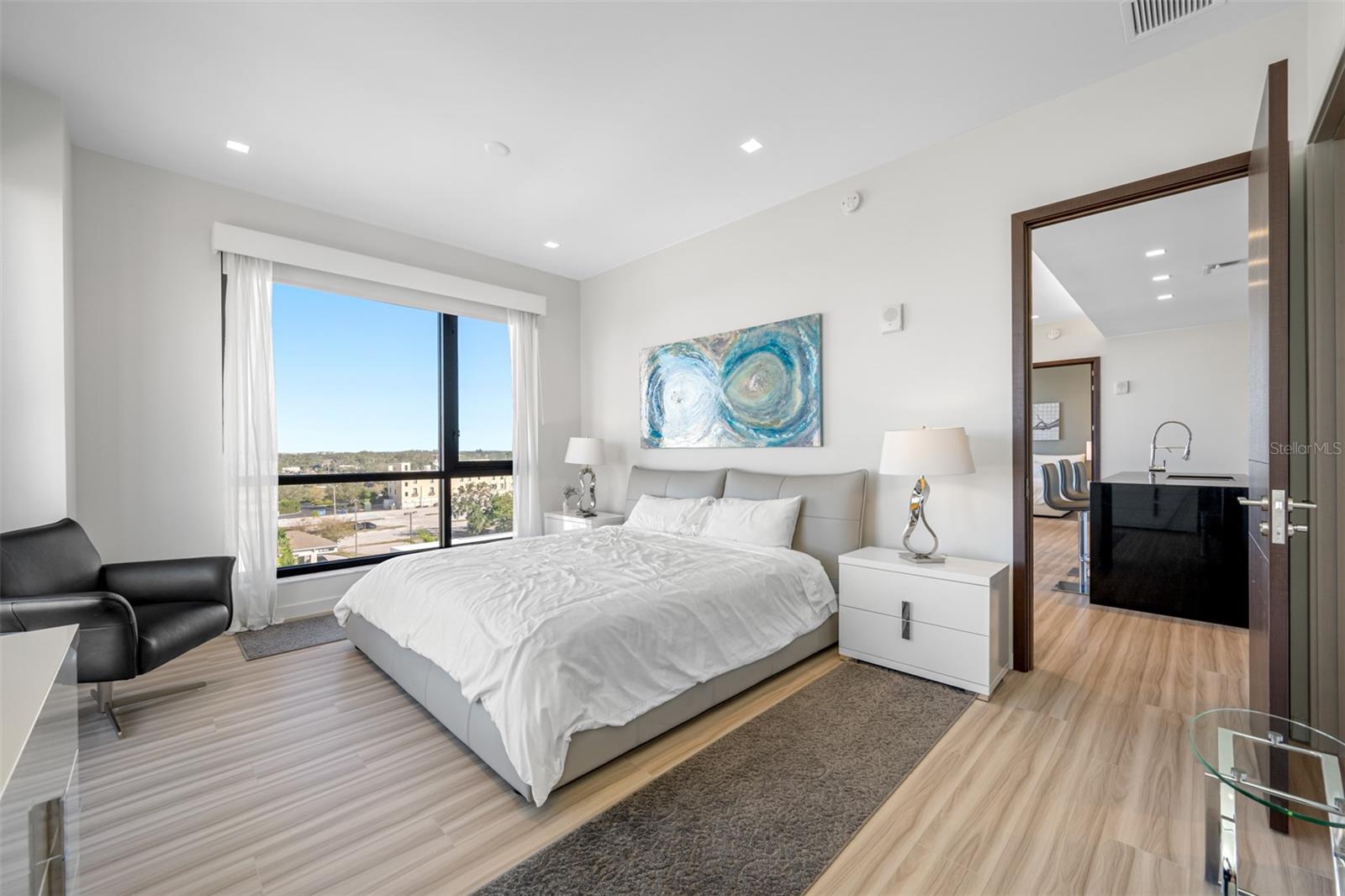 Image 18 of 49 For 5 Osceola Avenue 508