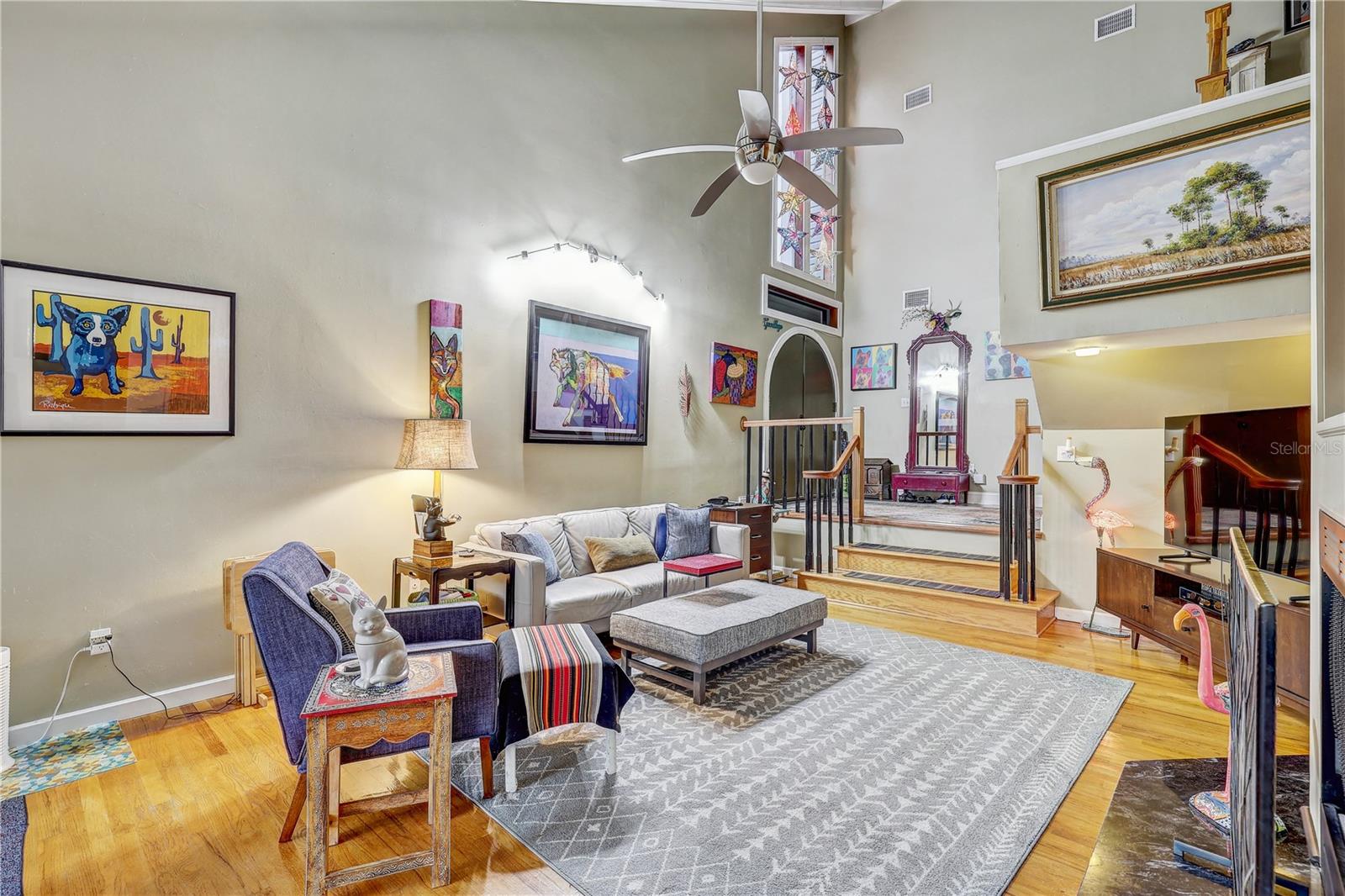 Image 12 of 62 For 7500 Ola Avenue