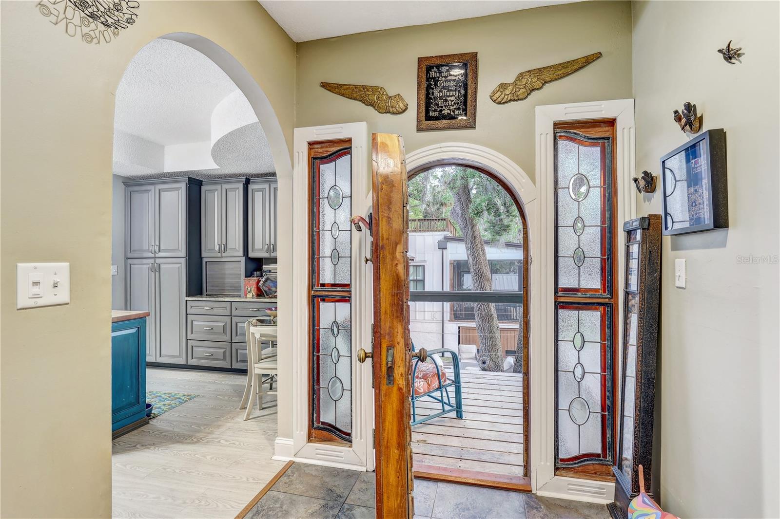 Image 17 of 62 For 7500 Ola Avenue