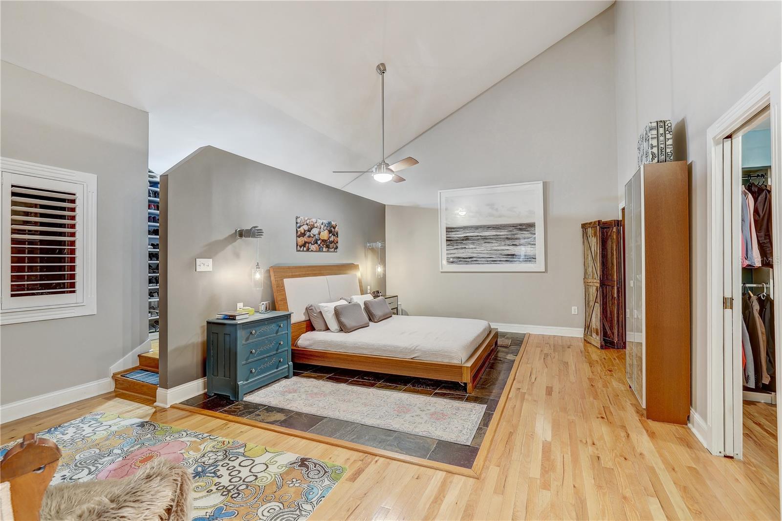 Image 22 of 62 For 7500 Ola Avenue