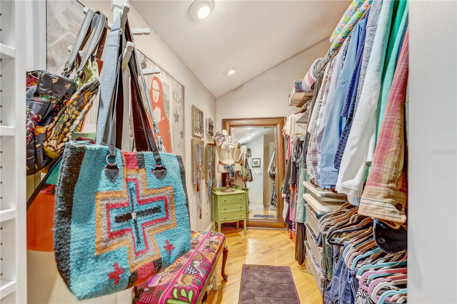 Image 24 of 62 For 7500 Ola Avenue