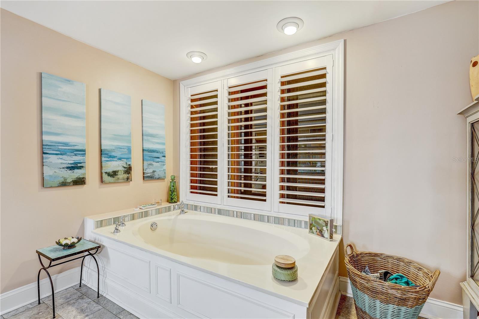 Image 29 of 62 For 7500 Ola Avenue