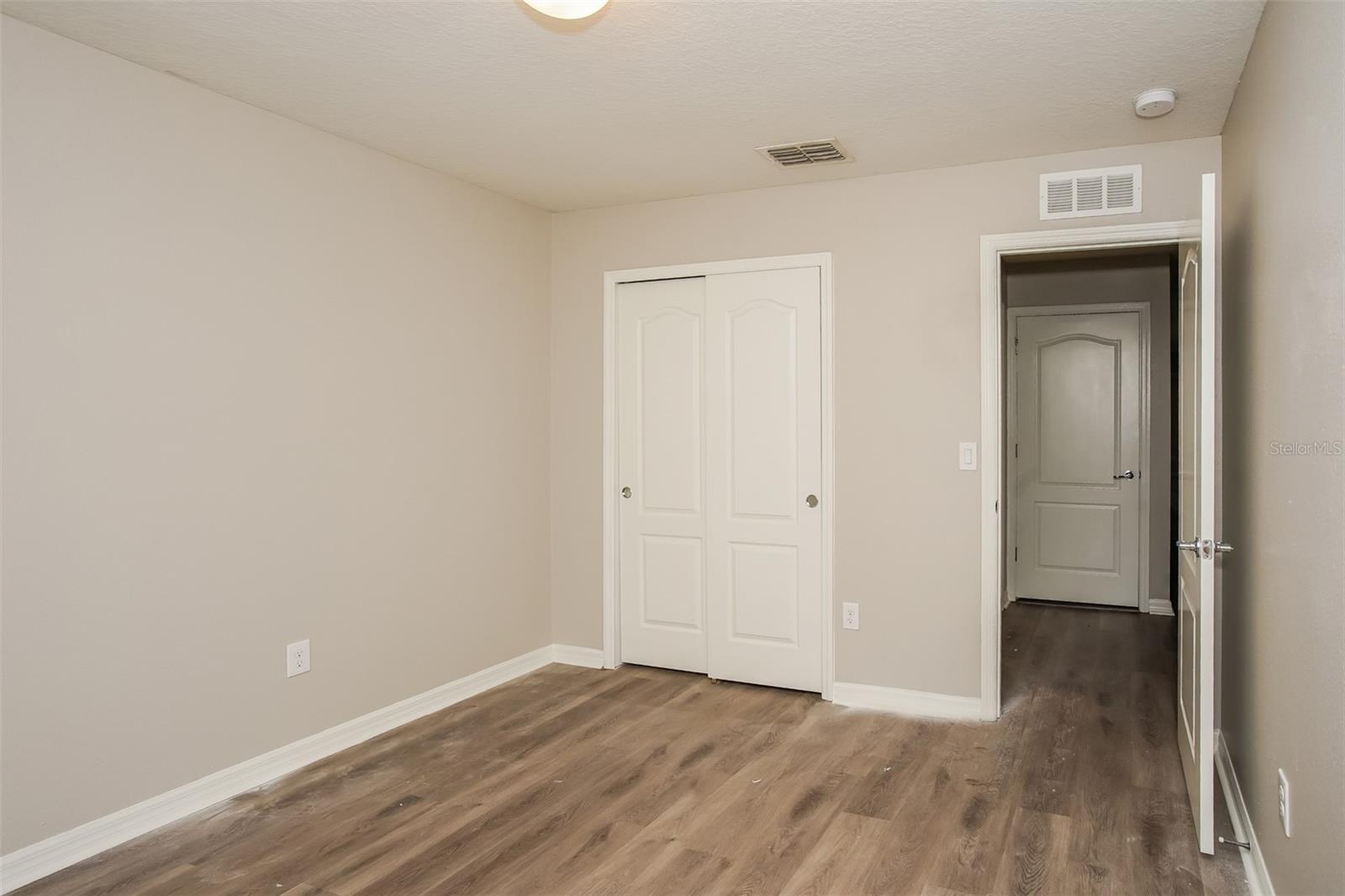 Image 17 of 33 For 10406 Berryessa Avenue