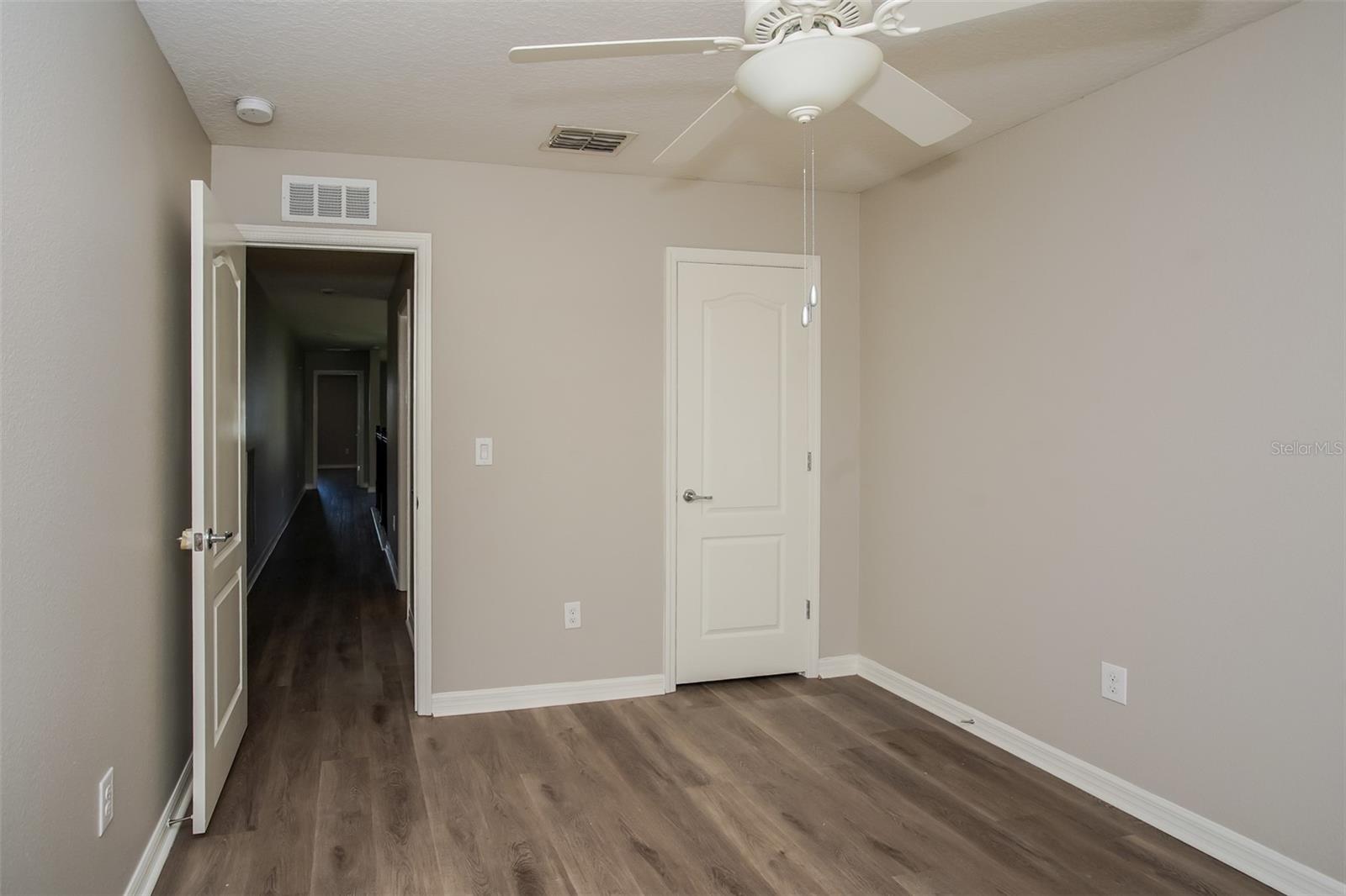 Image 20 of 33 For 10406 Berryessa Avenue