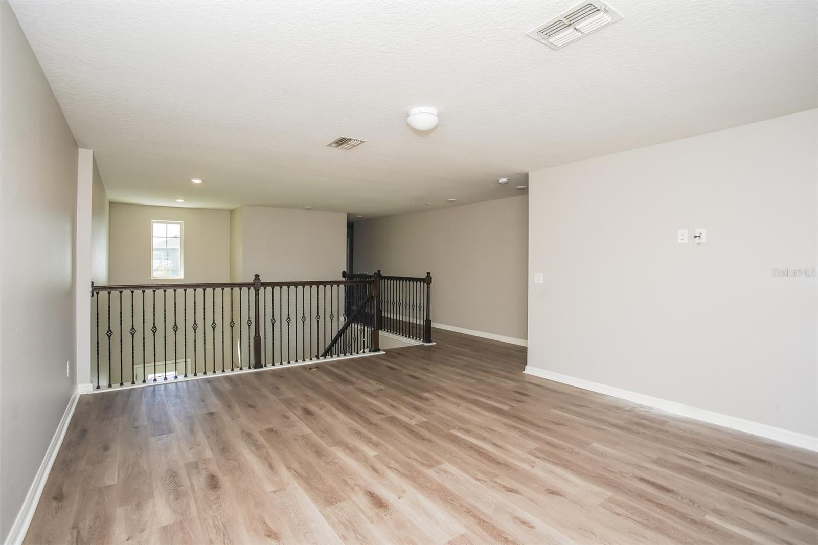 Image 8 of 33 For 10406 Berryessa Avenue