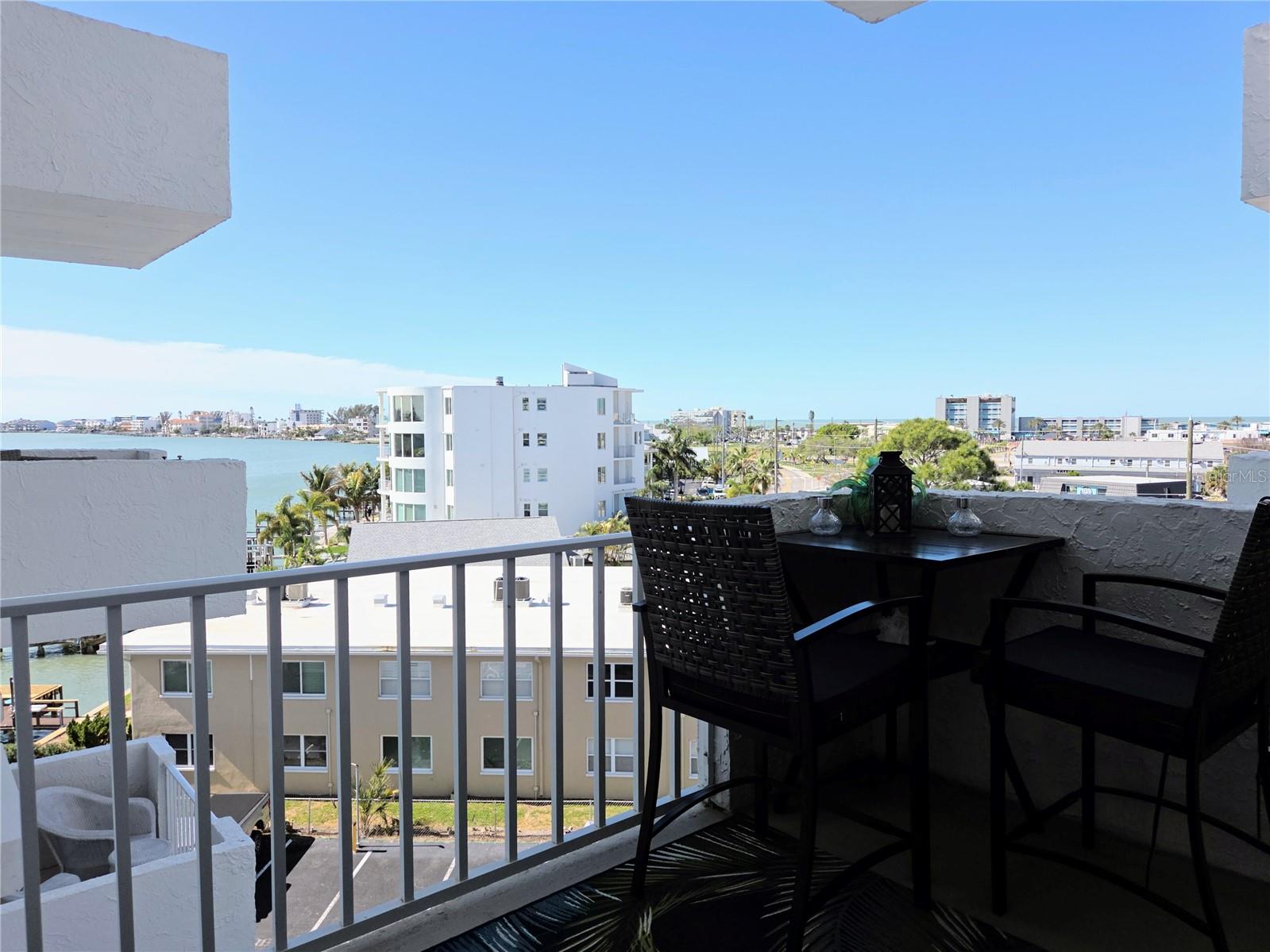 Image 21 of 39 For 285 107th Avenue 505