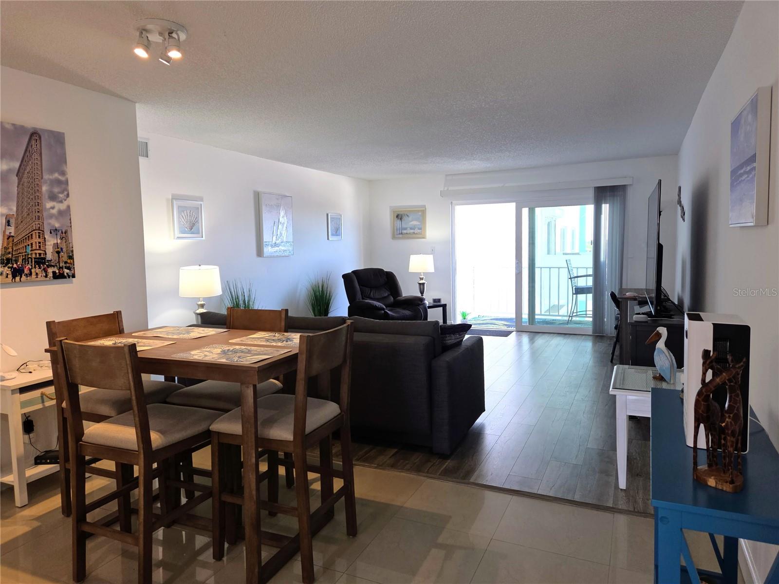 Image 3 of 39 For 285 107th Avenue 505