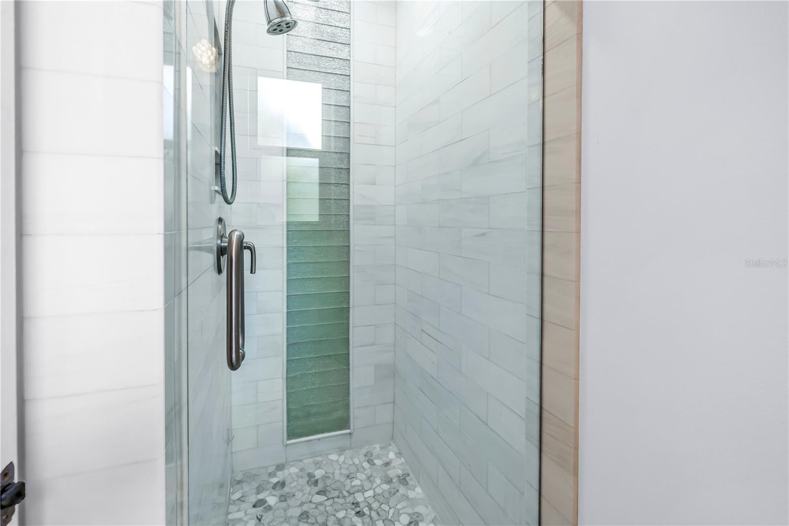 Image 21 of 53 For 2898 56th Lane N