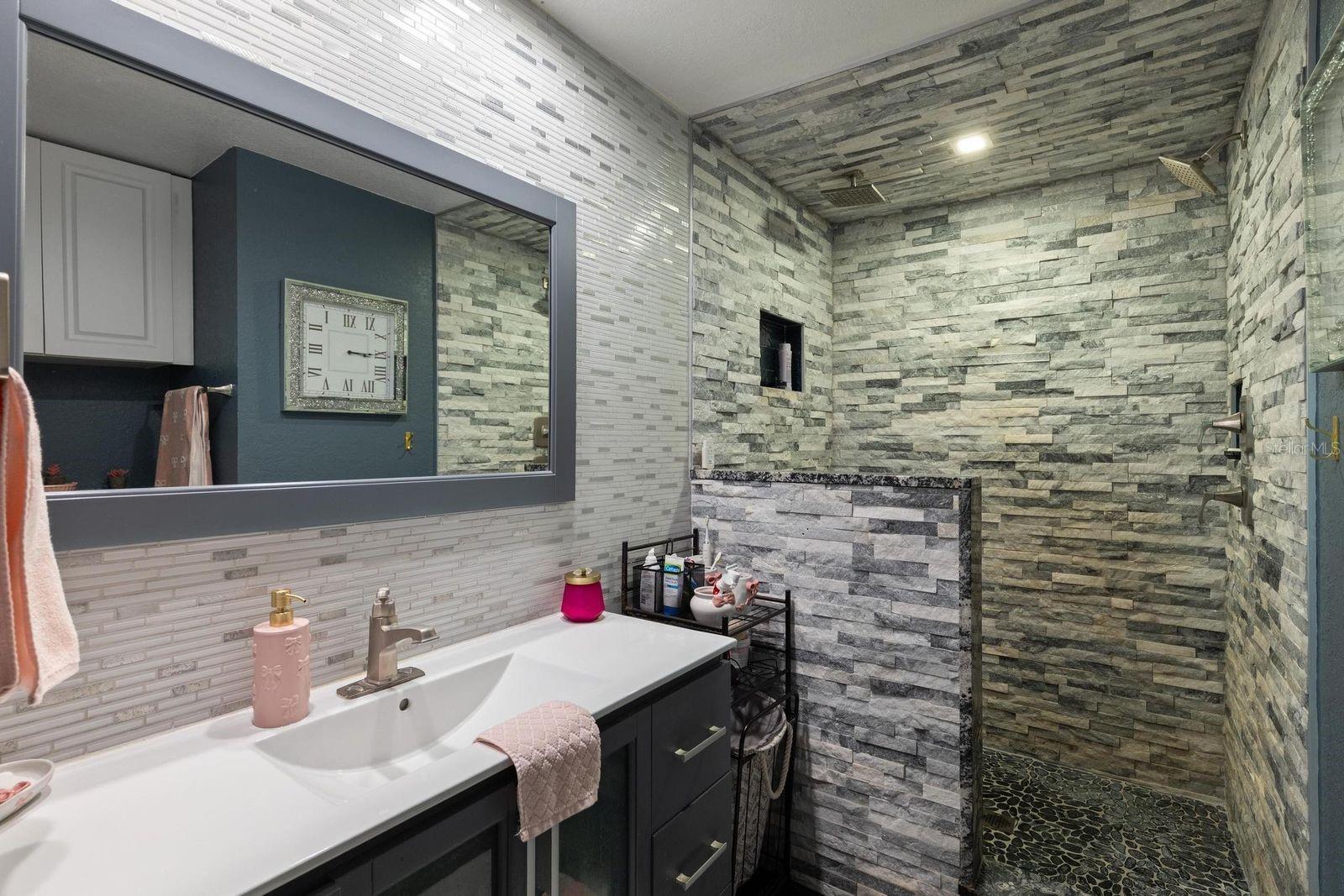 Image 17 of 38 For 14865 Wildwood Drive