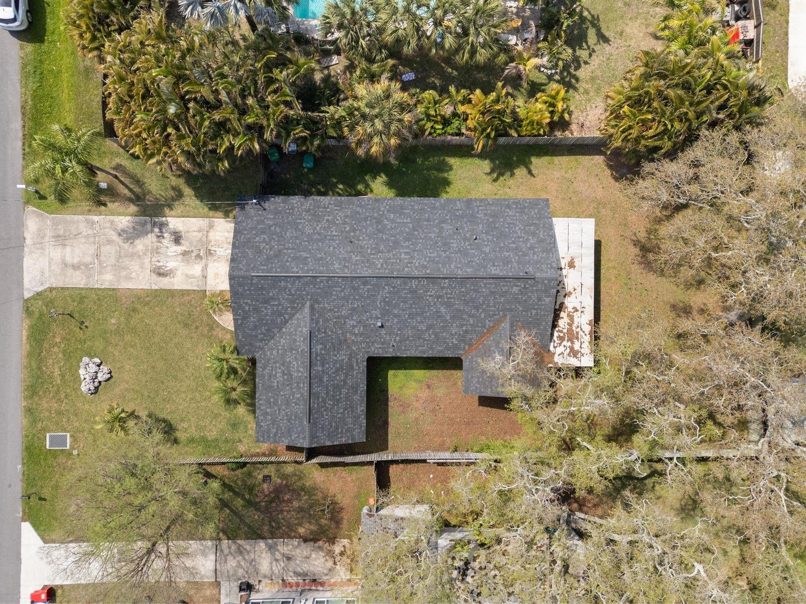 Image 29 of 38 For 14865 Wildwood Drive