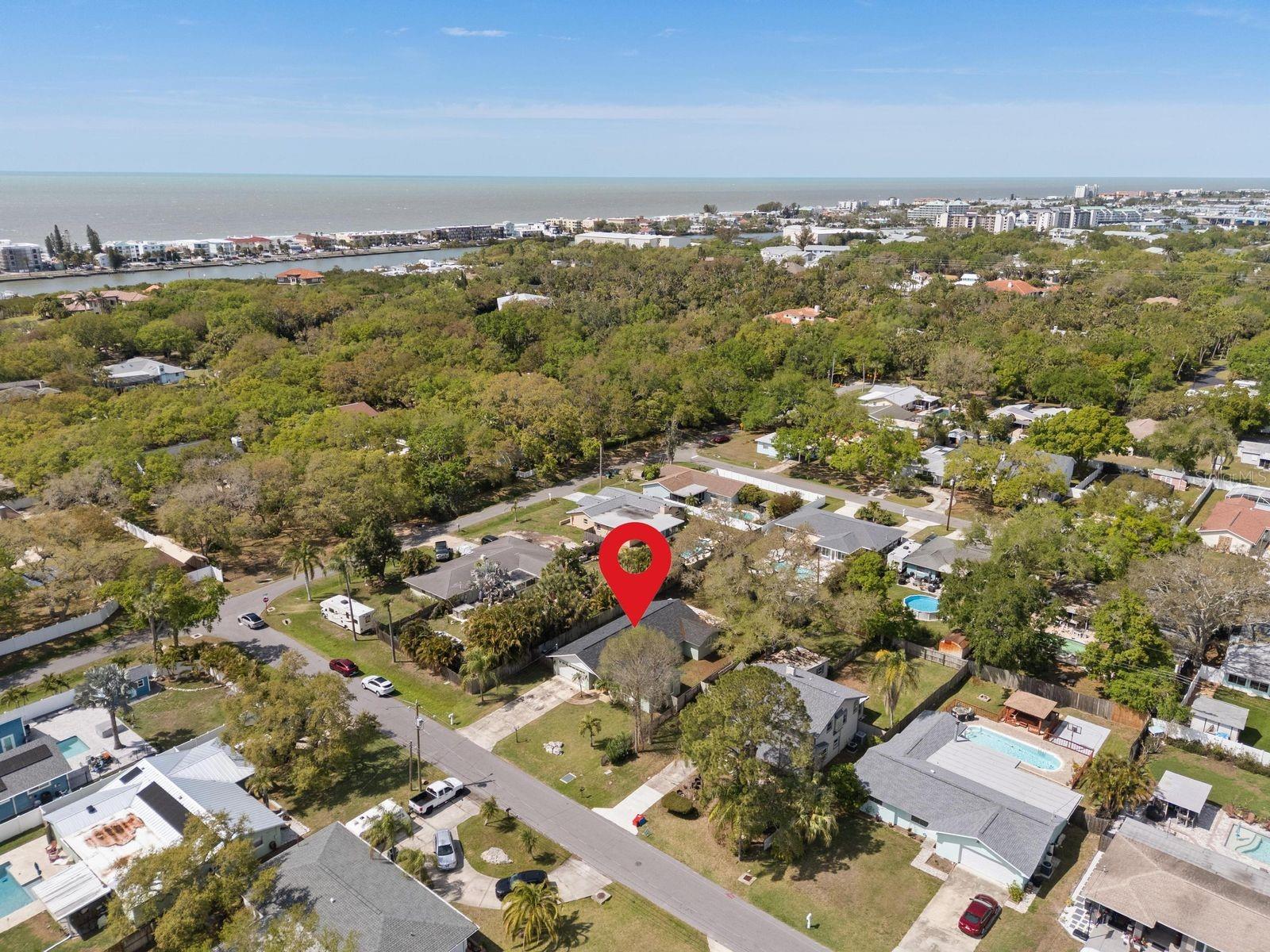 Image 30 of 38 For 14865 Wildwood Drive