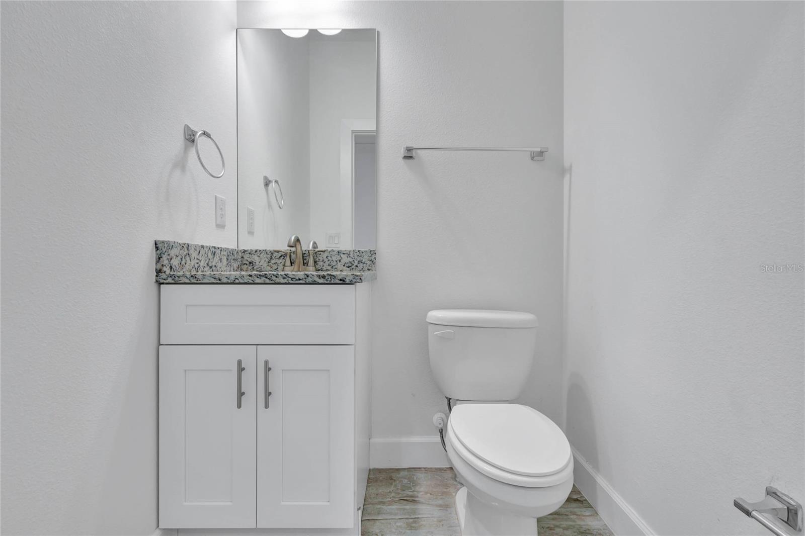 Image 11 of 26 For 113 Redding Street