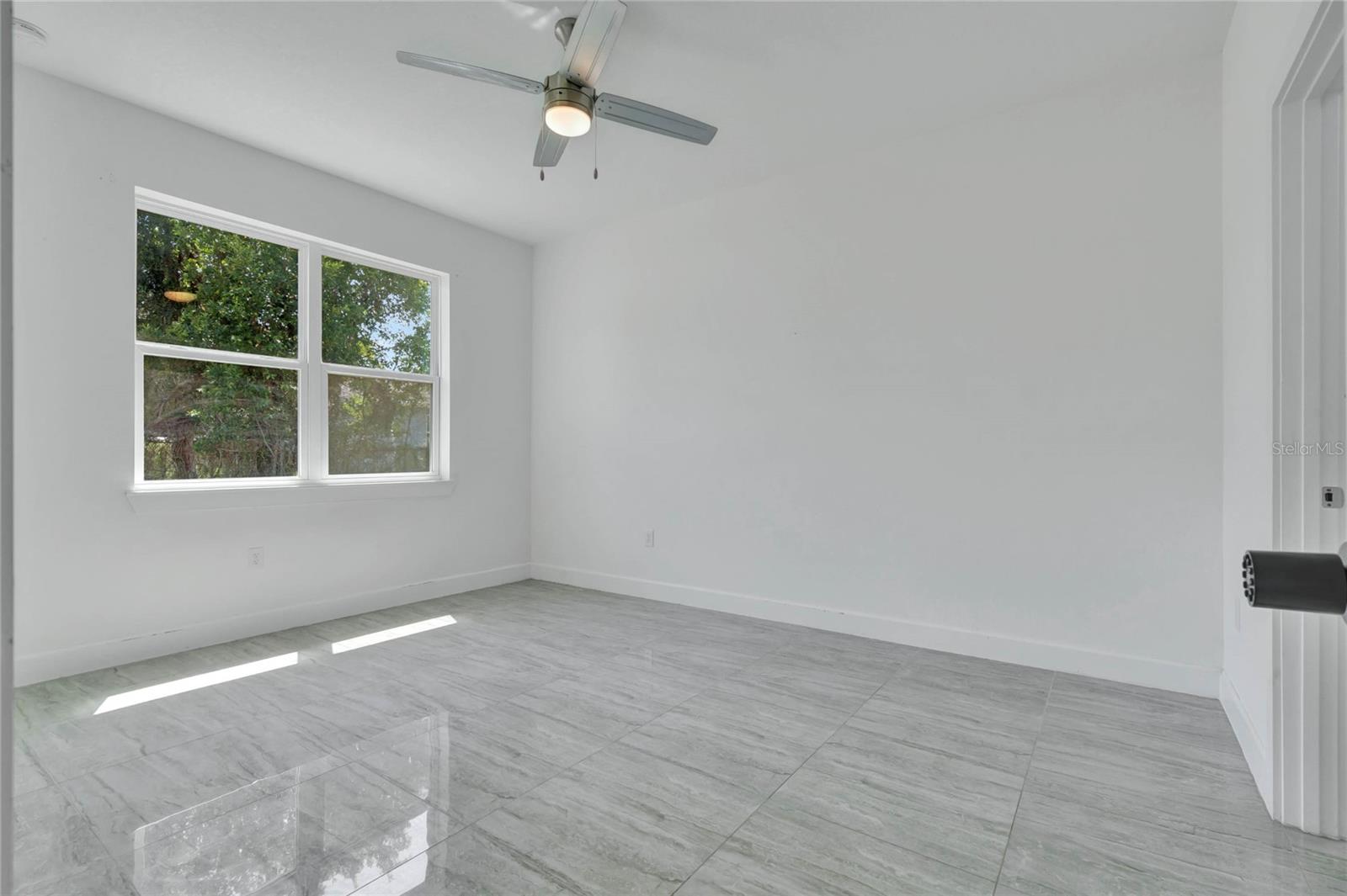 Image 15 of 26 For 113 Redding Street