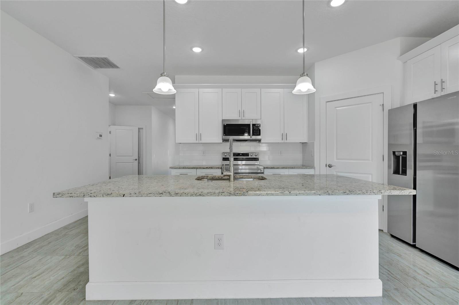 Image 6 of 26 For 113 Redding Street