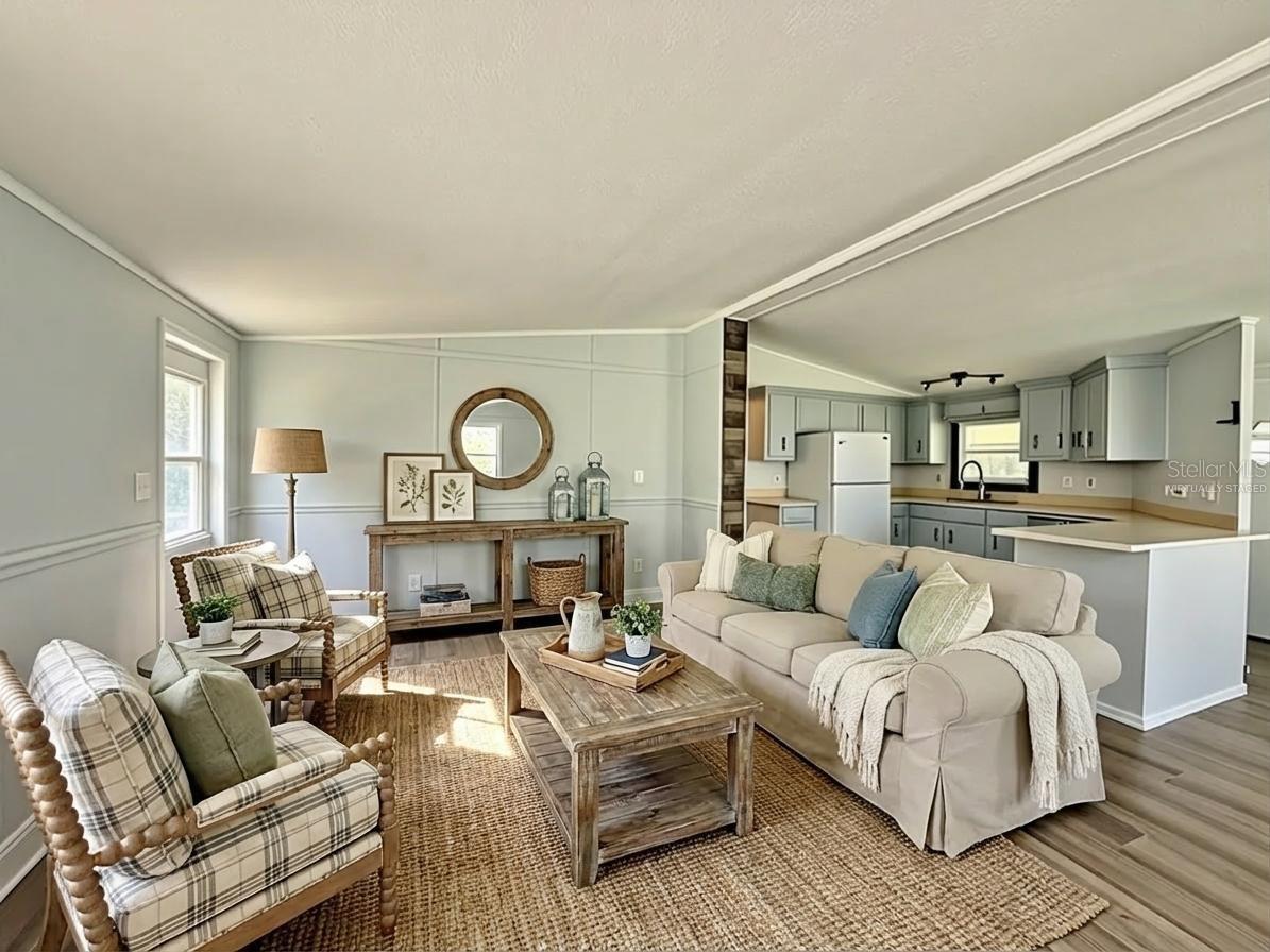 Image 7 of 22 For 14618 Geneva Drive