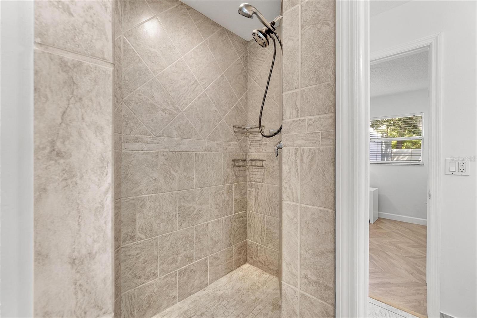 Image 12 of 26 For 6841 13th Street N