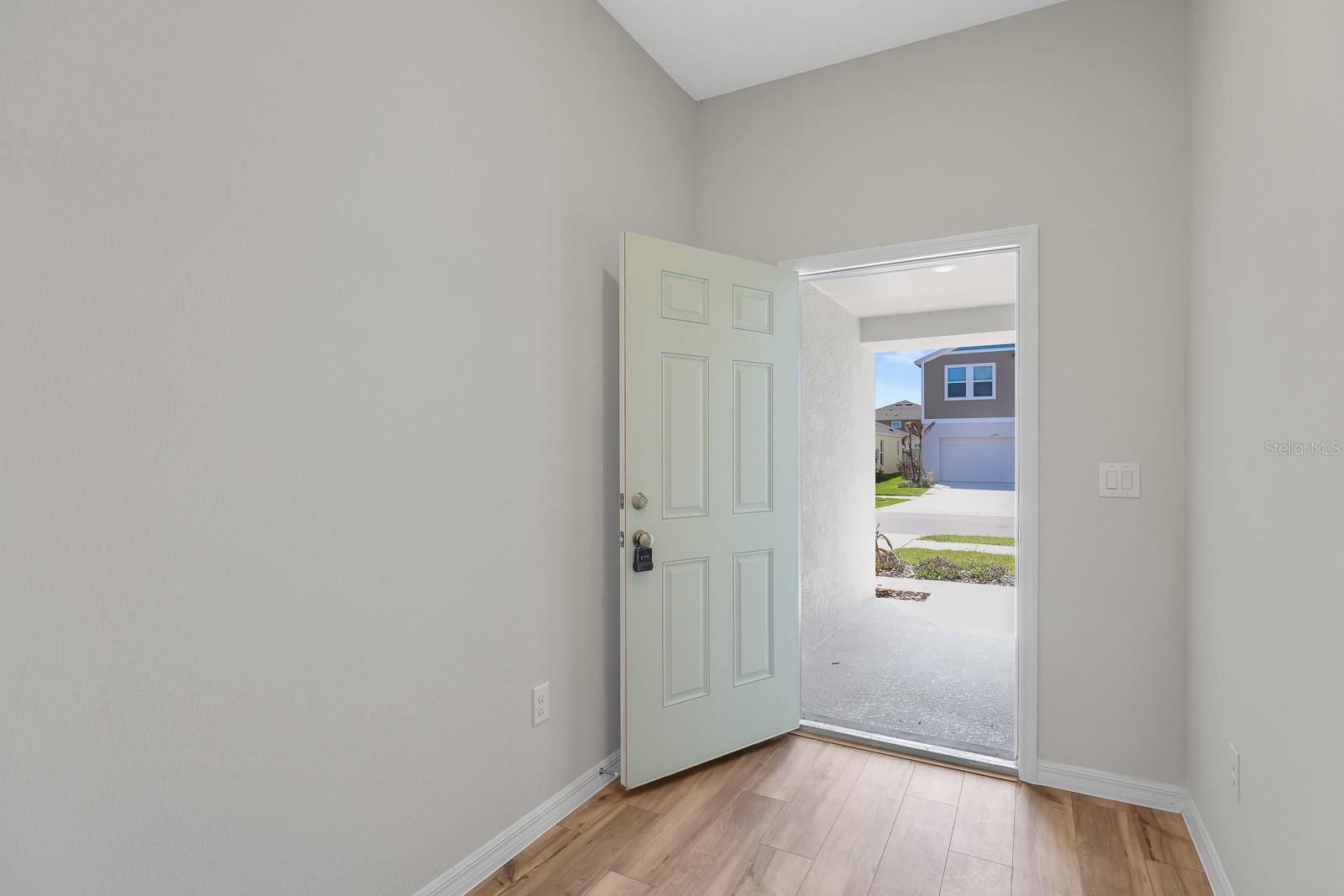 Image 4 of 38 For 12774 Canter Call Road