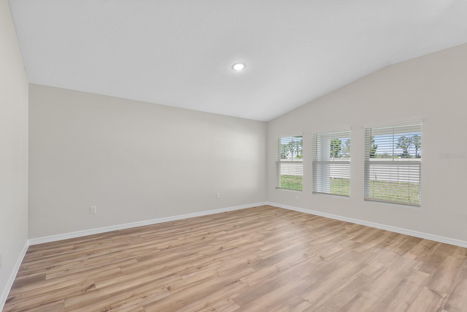 Image 8 of 38 For 12774 Canter Call Road