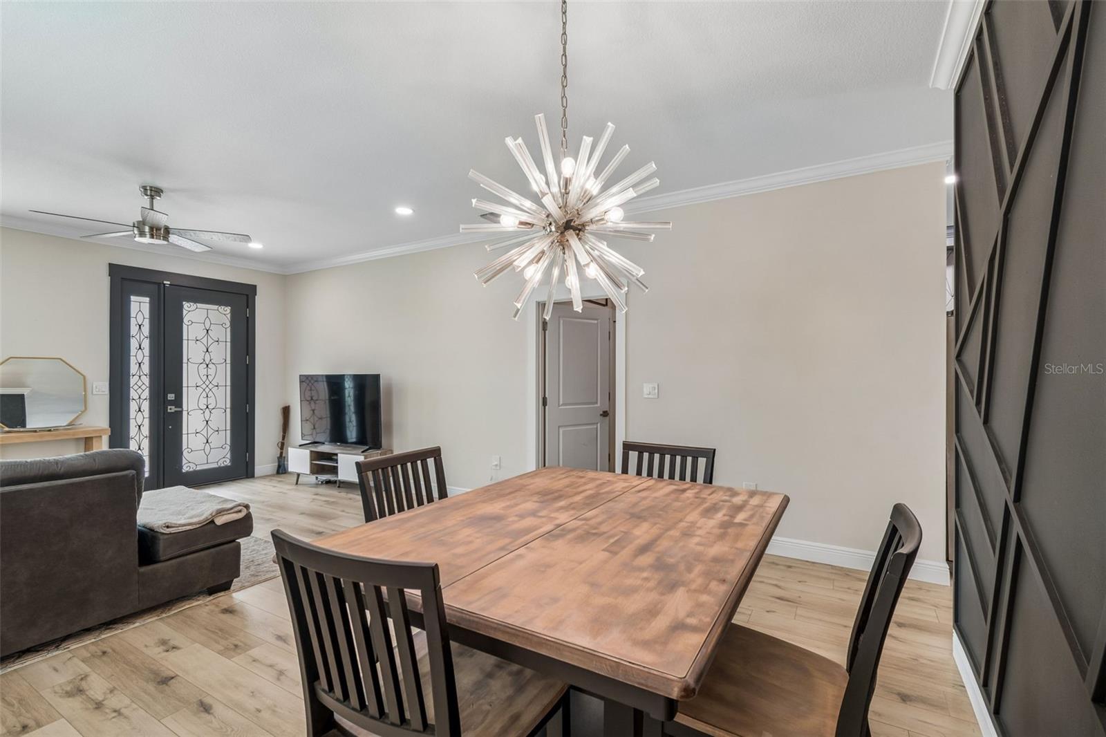 Image 13 of 54 For 1901 Cluster Avenue