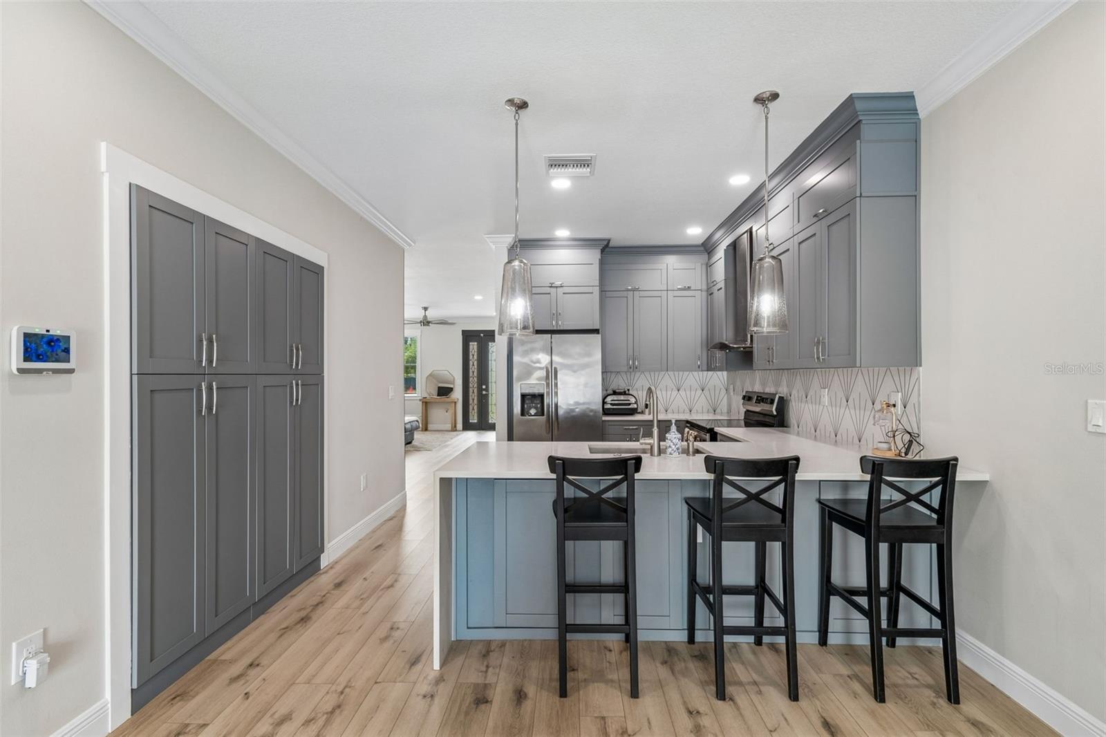 Image 16 of 54 For 1901 Cluster Avenue