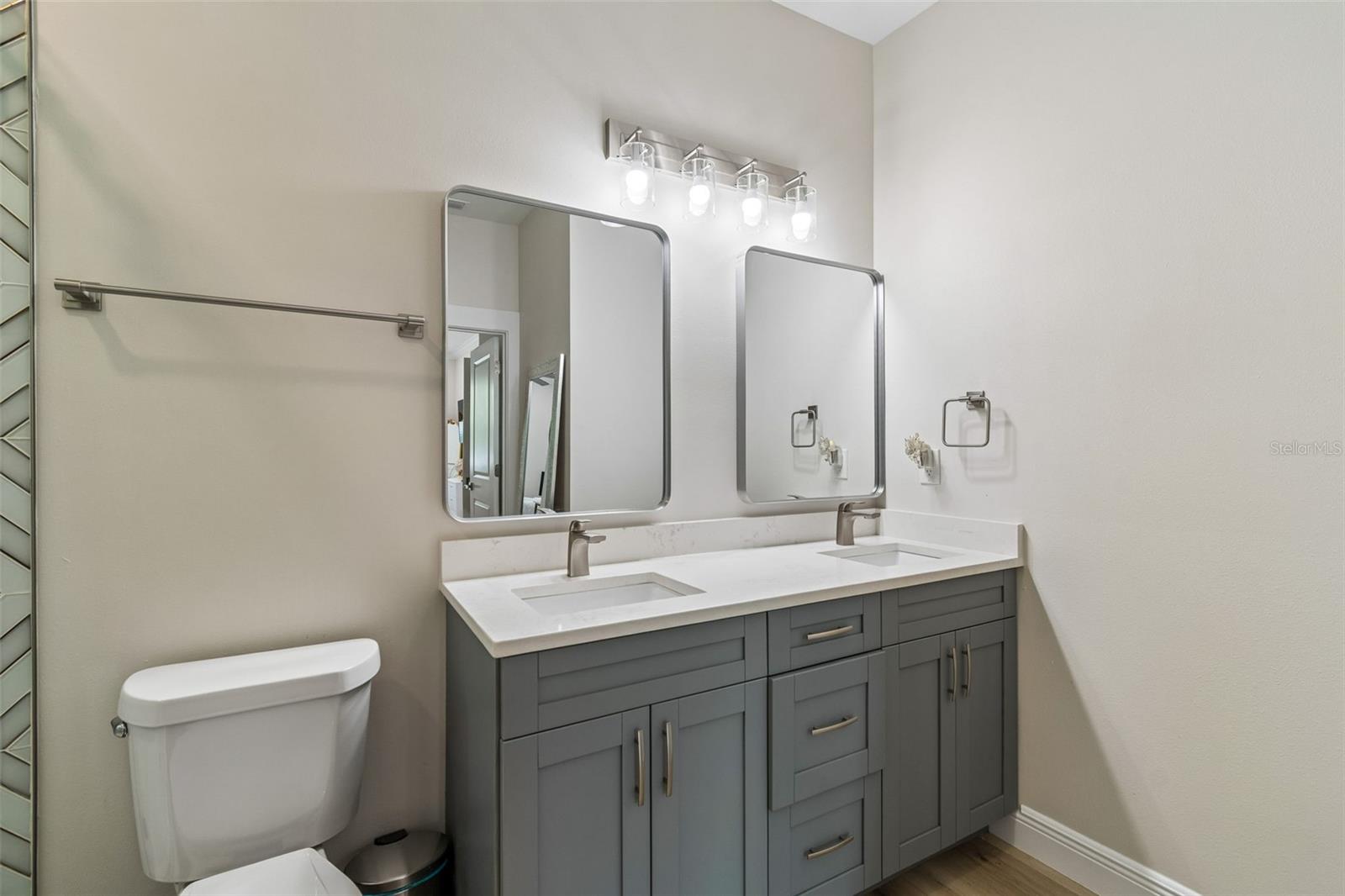 Image 33 of 54 For 1901 Cluster Avenue