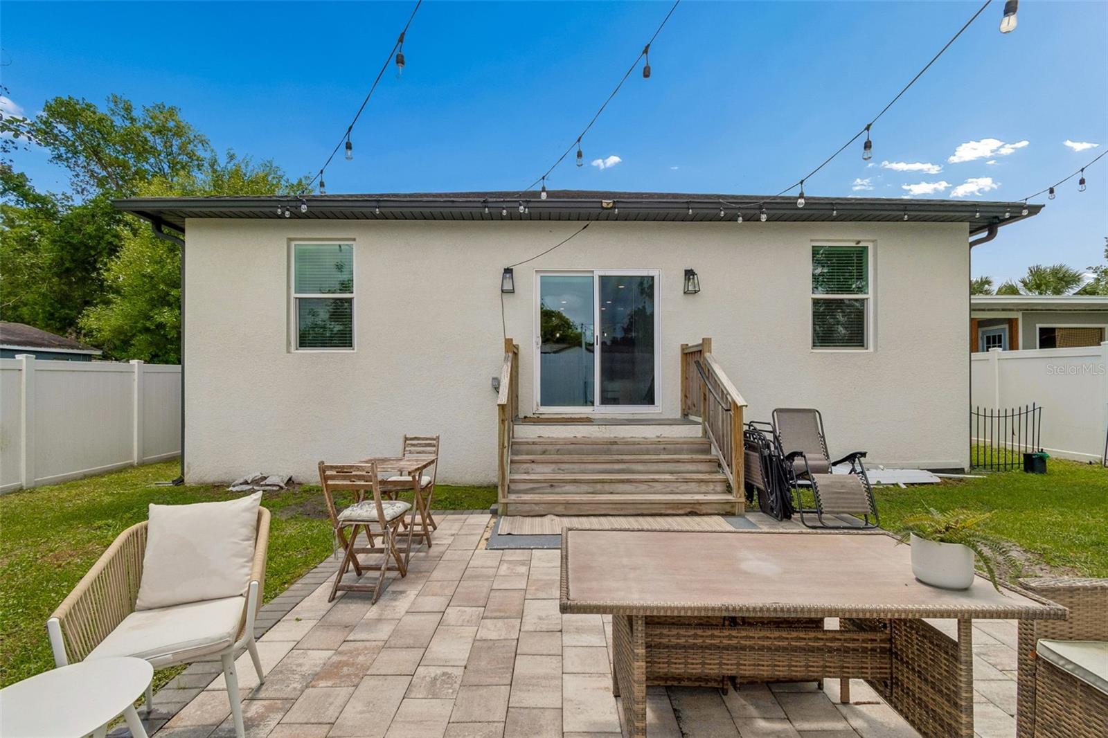 Image 47 of 54 For 1901 Cluster Avenue