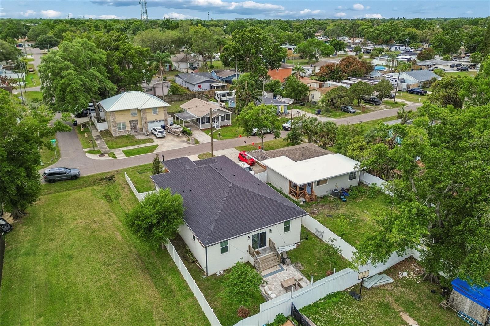 Image 53 of 54 For 1901 Cluster Avenue