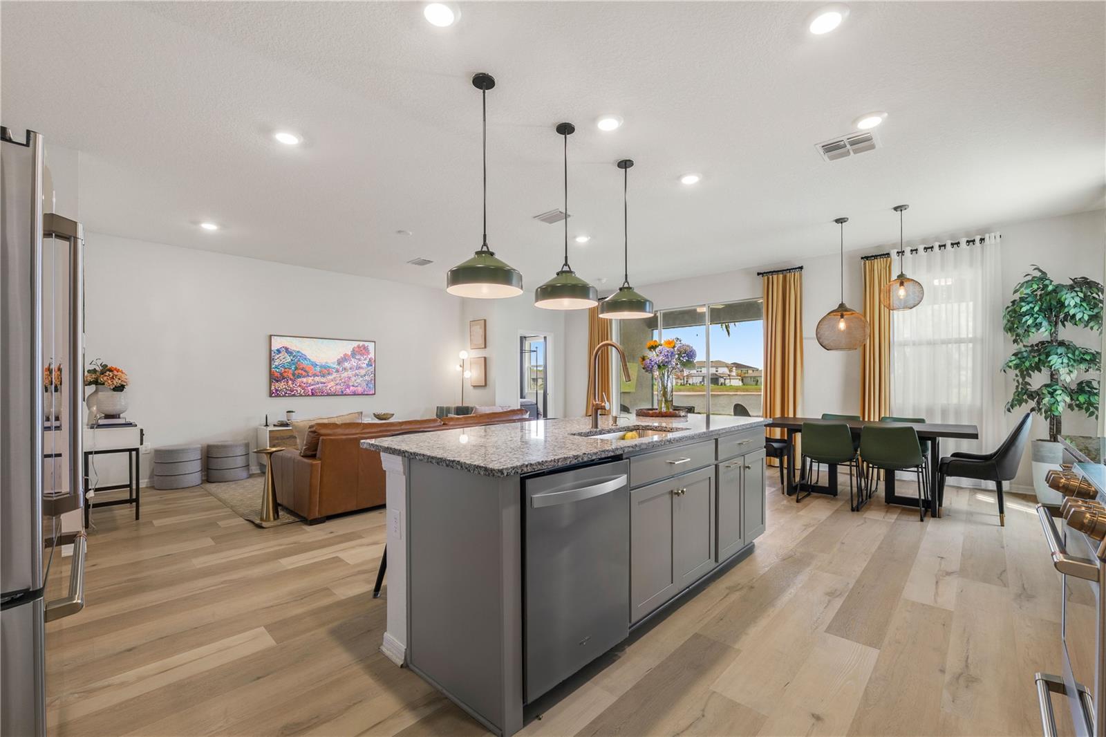 Image 11 of 55 For 13166 Brookside Moss Drive