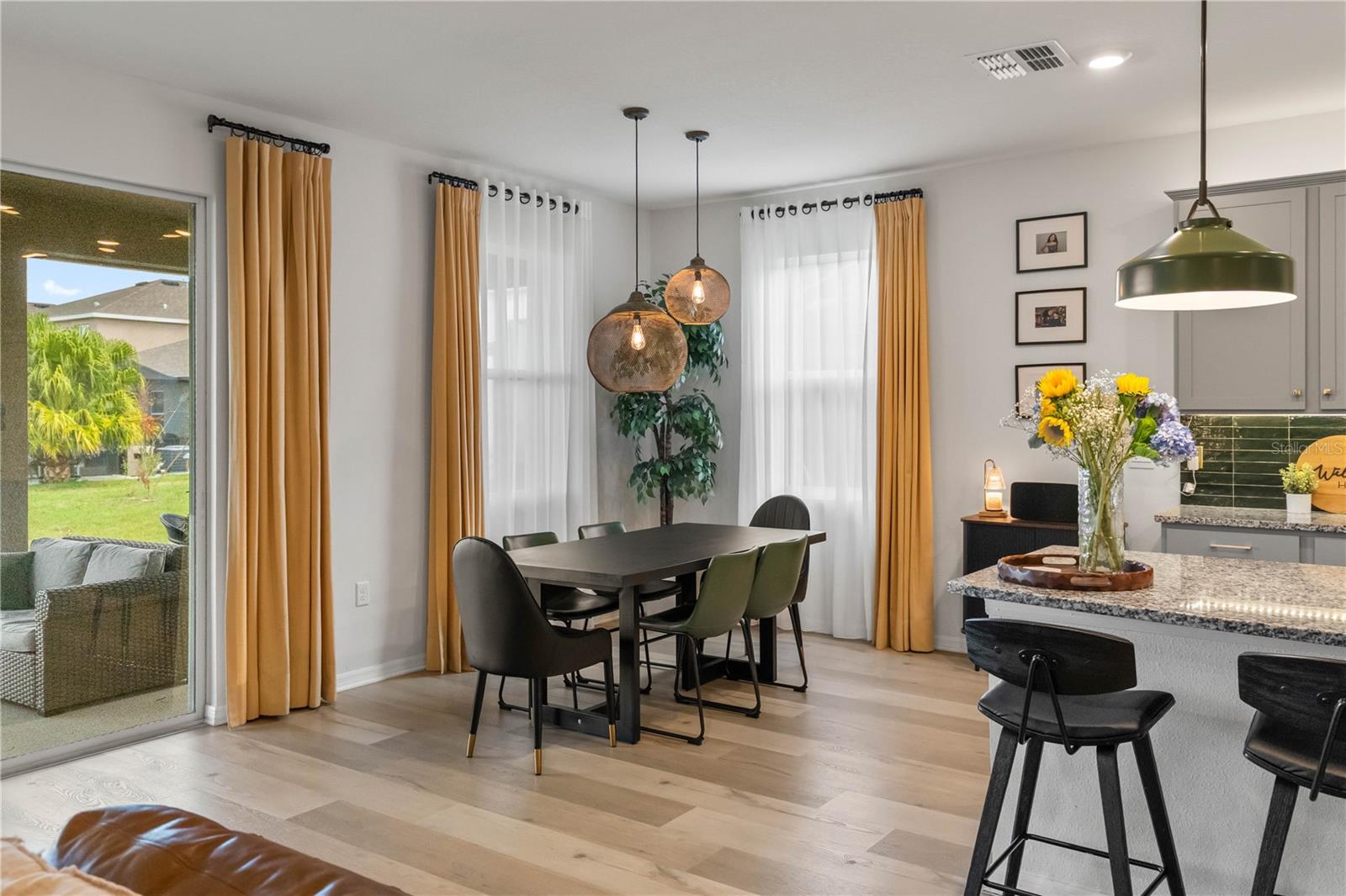 Image 19 of 55 For 13166 Brookside Moss Drive