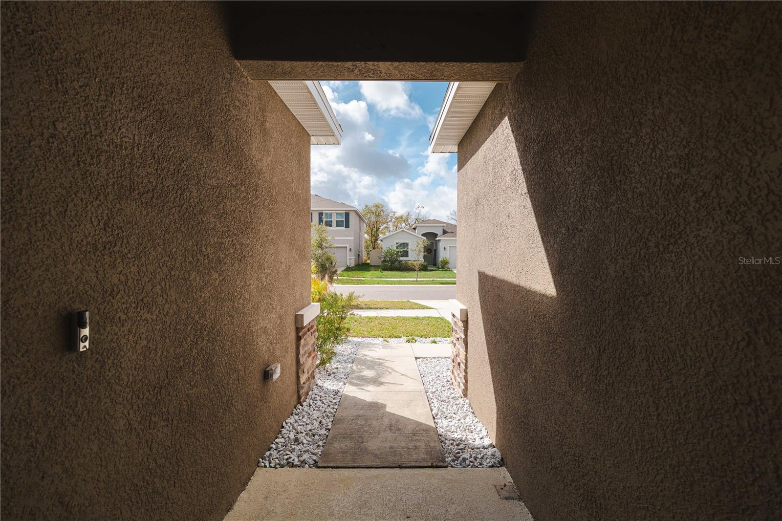 Image 5 of 55 For 13166 Brookside Moss Drive