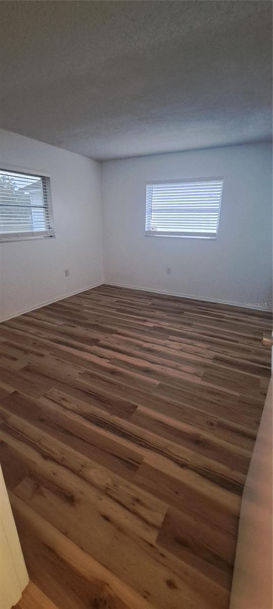 Image 15 of 17 For 3037 Park Lane B