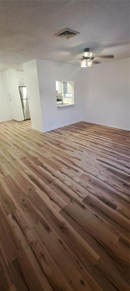 Image 4 of 17 For 3037 Park Lane B