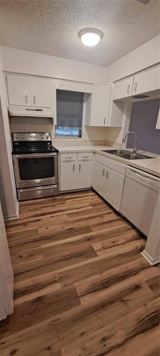 Image 5 of 17 For 3037 Park Lane B