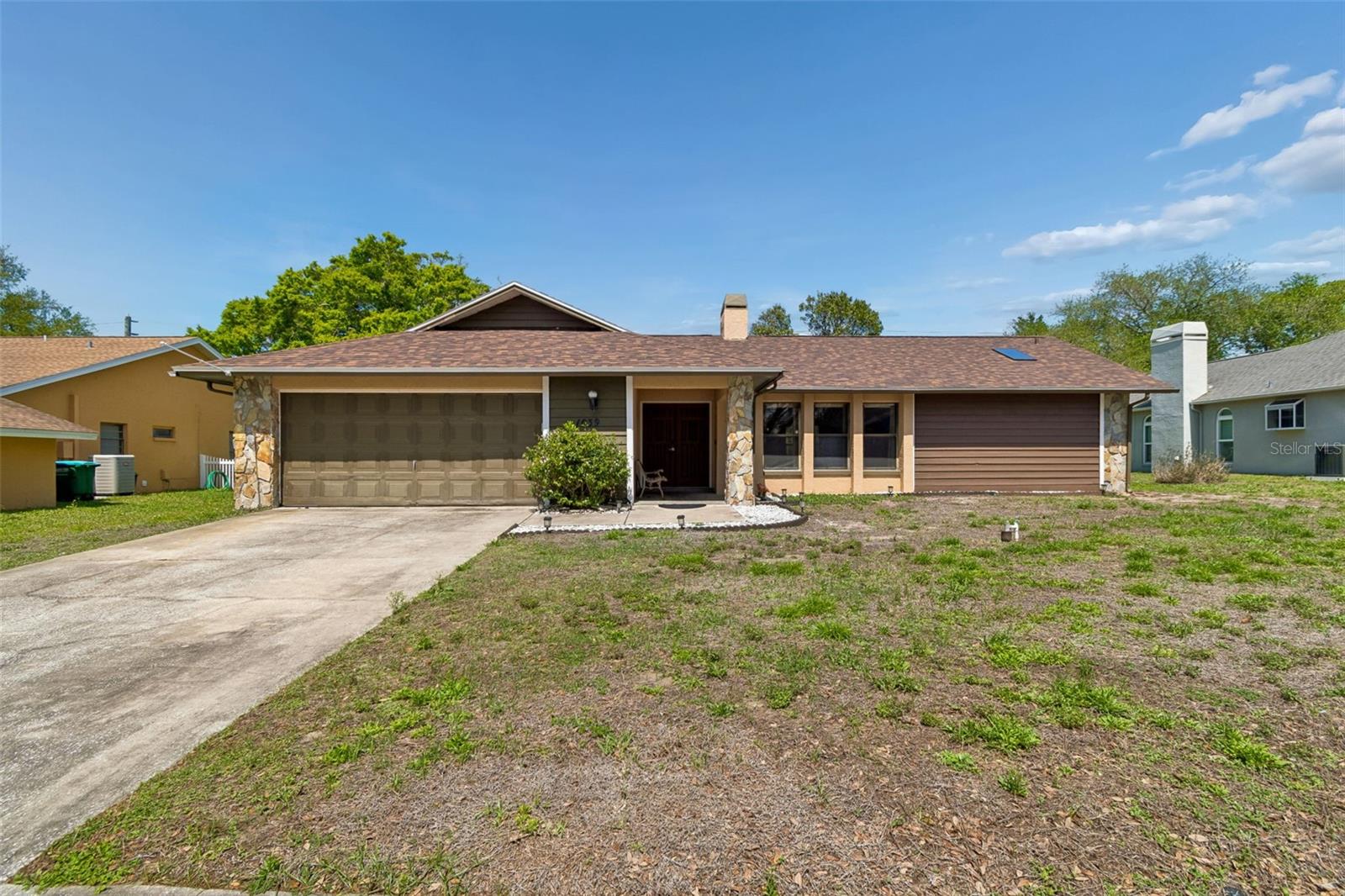 Listing photo id 0 for 1039 Northridge Drive