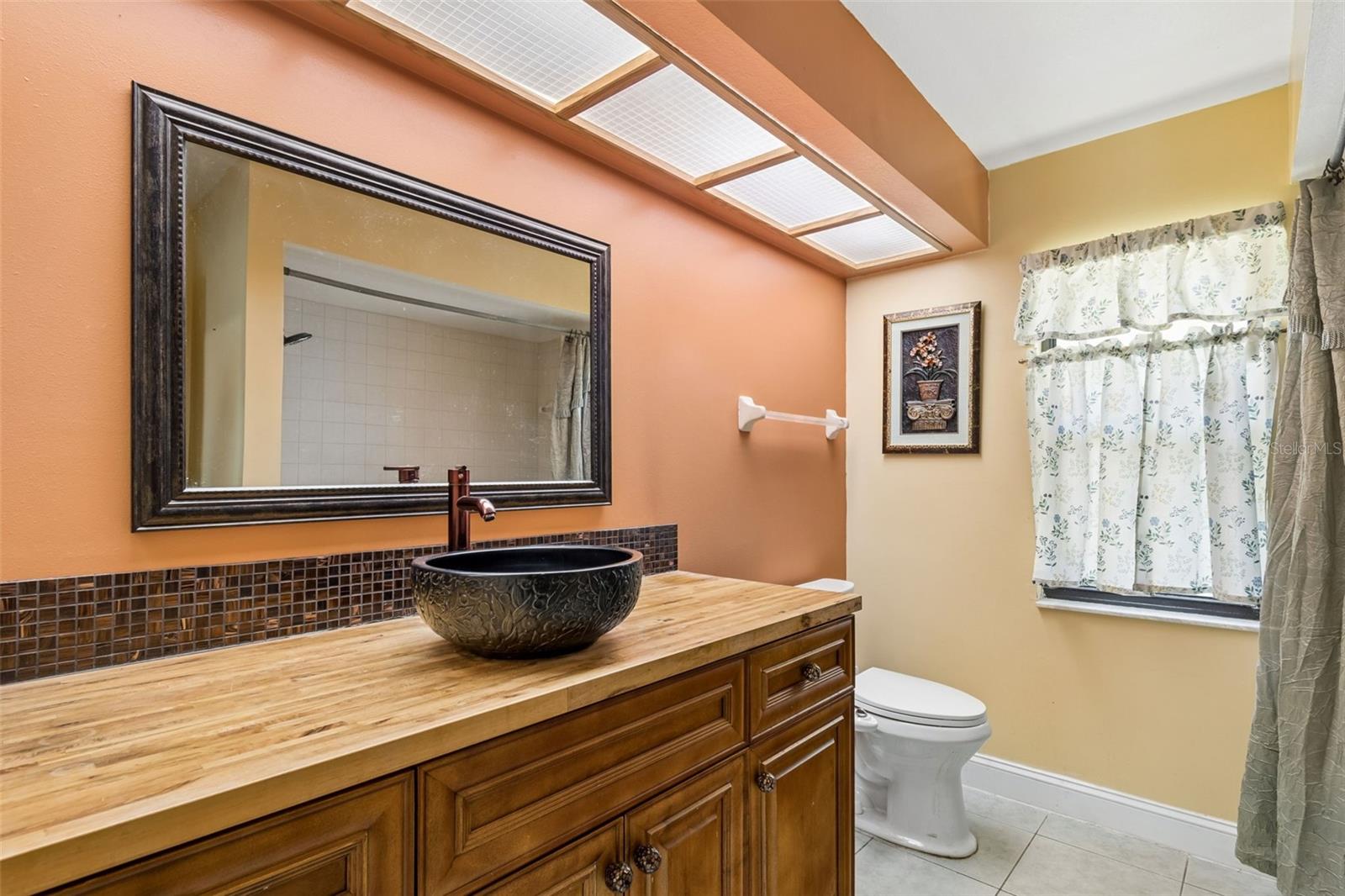 Listing photo id 20 for 1039 Northridge Drive