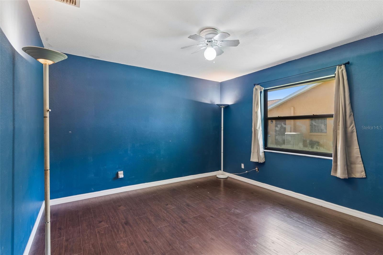 Listing photo id 33 for 1039 Northridge Drive