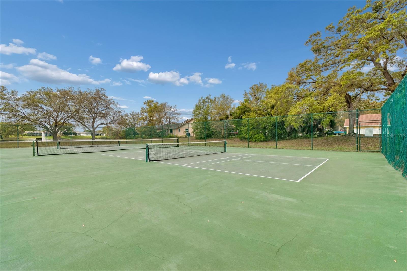 Listing photo id 60 for 1039 Northridge Drive