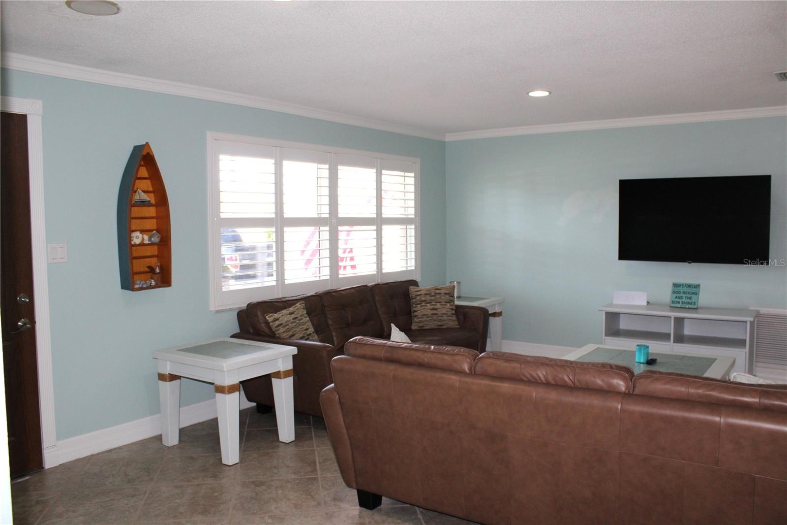 Image 10 of 58 For 2287 Carolyn Drive