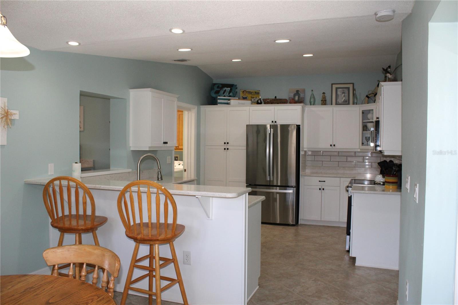 Image 15 of 58 For 2287 Carolyn Drive