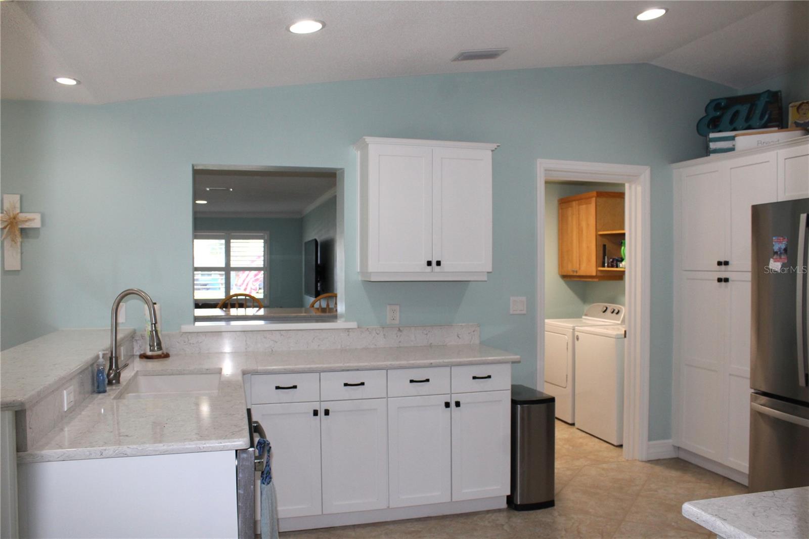 Image 21 of 58 For 2287 Carolyn Drive