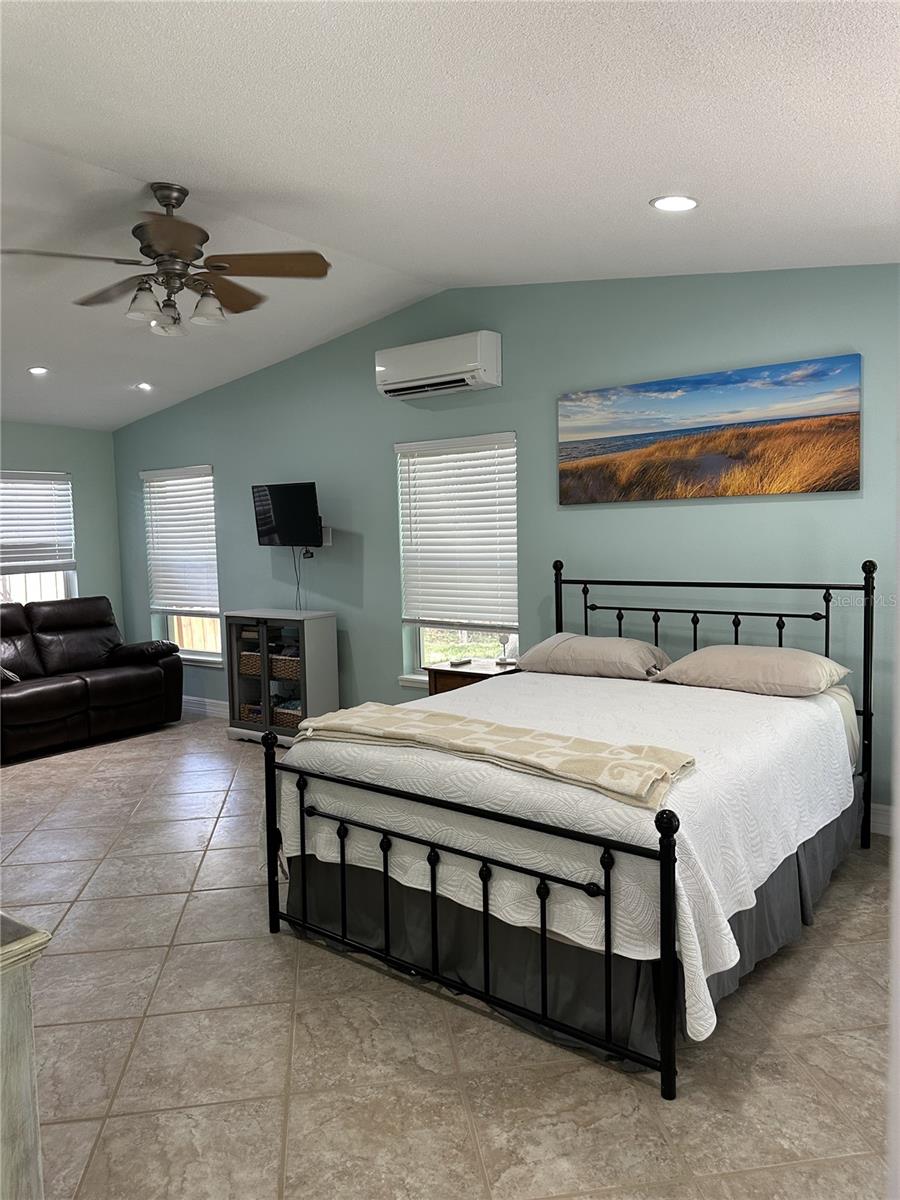 Image 29 of 58 For 2287 Carolyn Drive