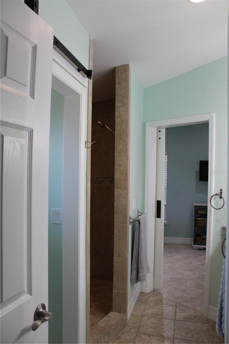 Image 35 of 58 For 2287 Carolyn Drive