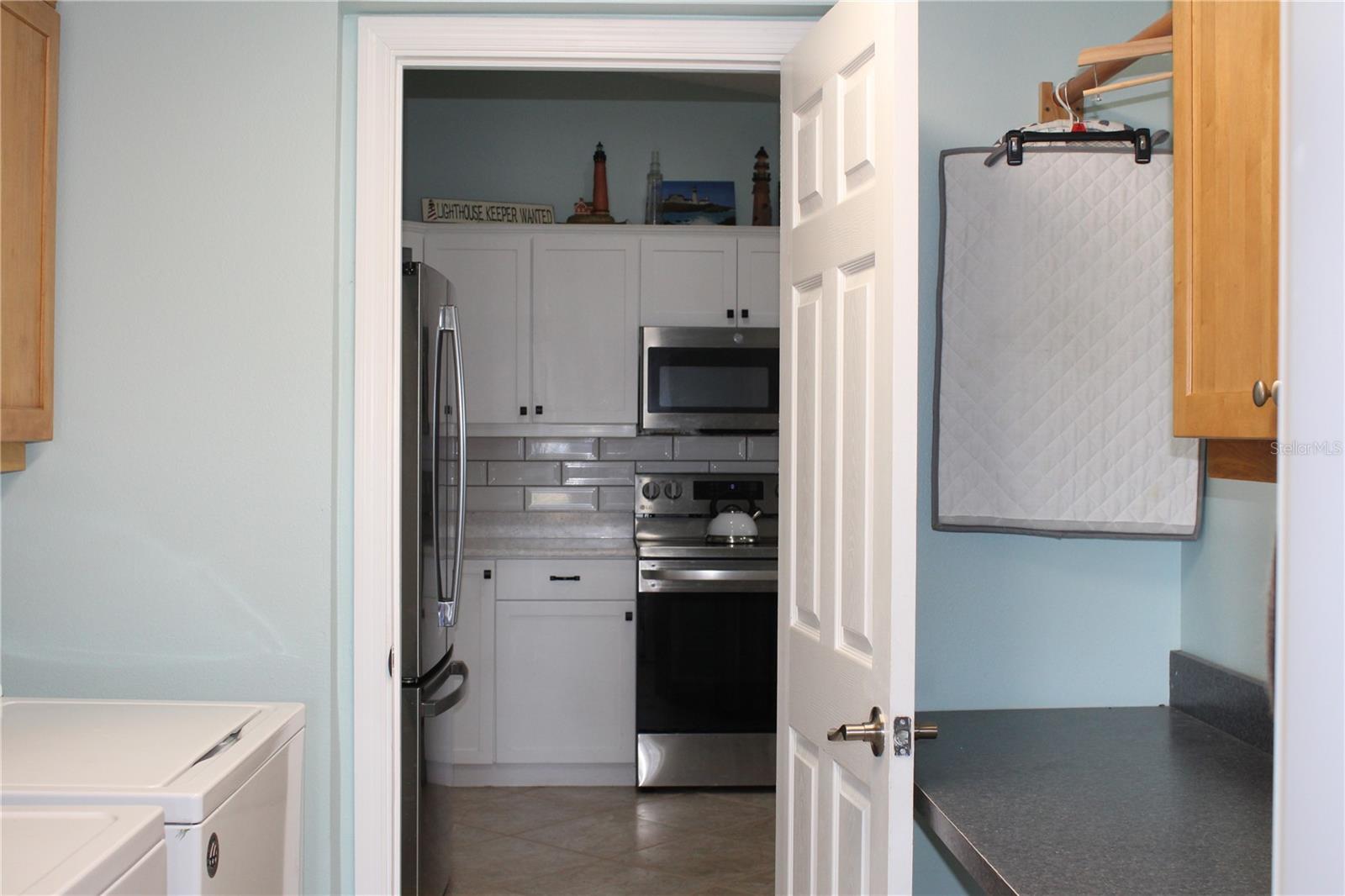 Image 46 of 58 For 2287 Carolyn Drive