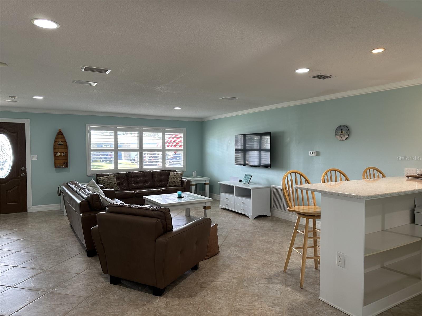 Image 8 of 58 For 2287 Carolyn Drive