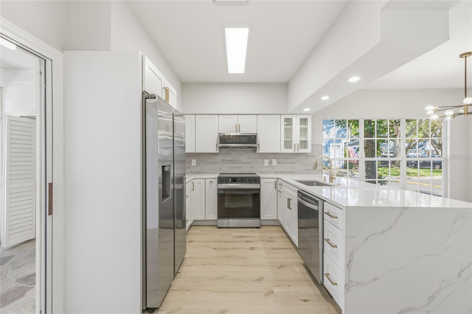 Image 13 of 41 For 2709 Penzance Street