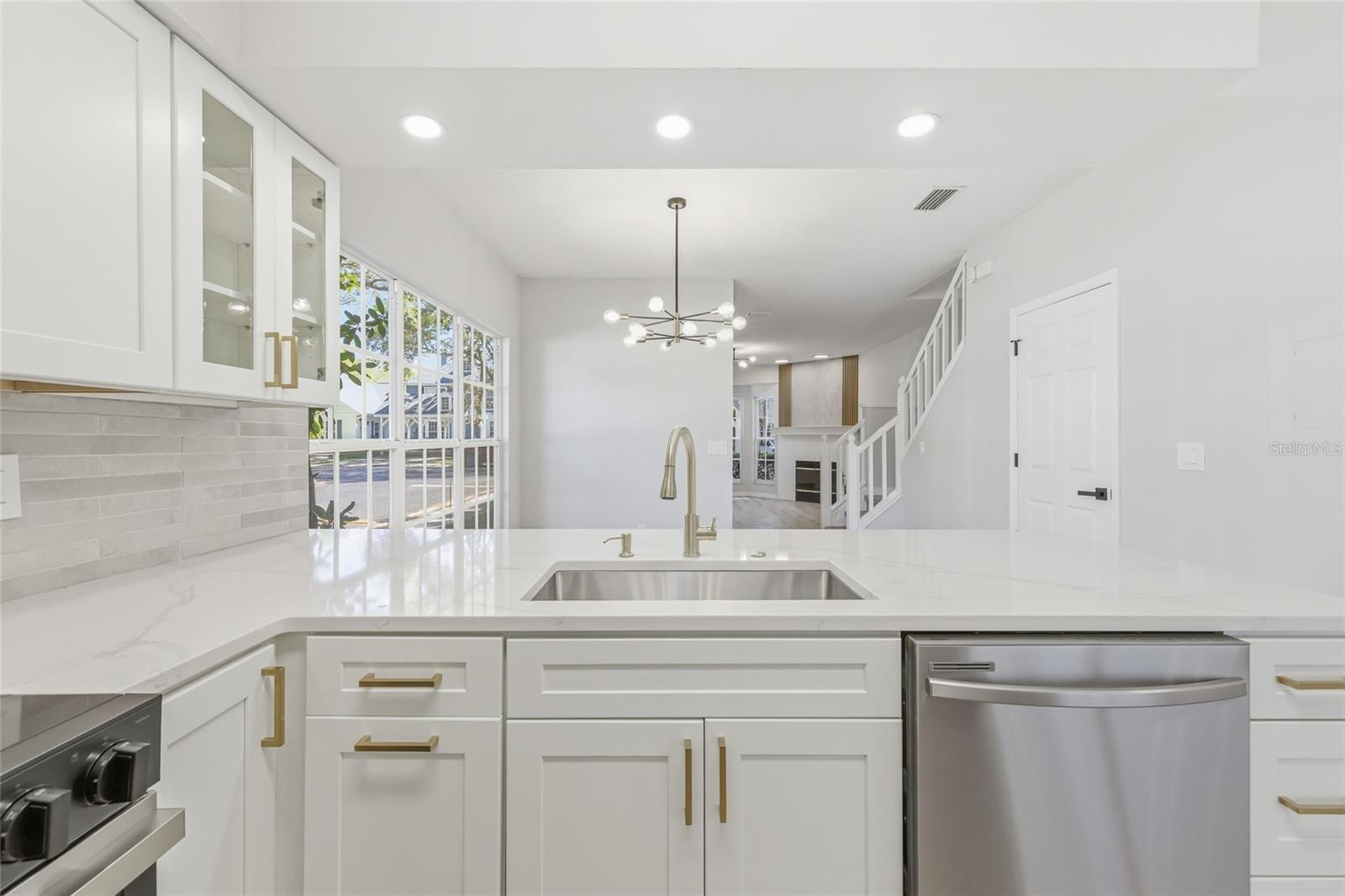 Image 17 of 41 For 2709 Penzance Street