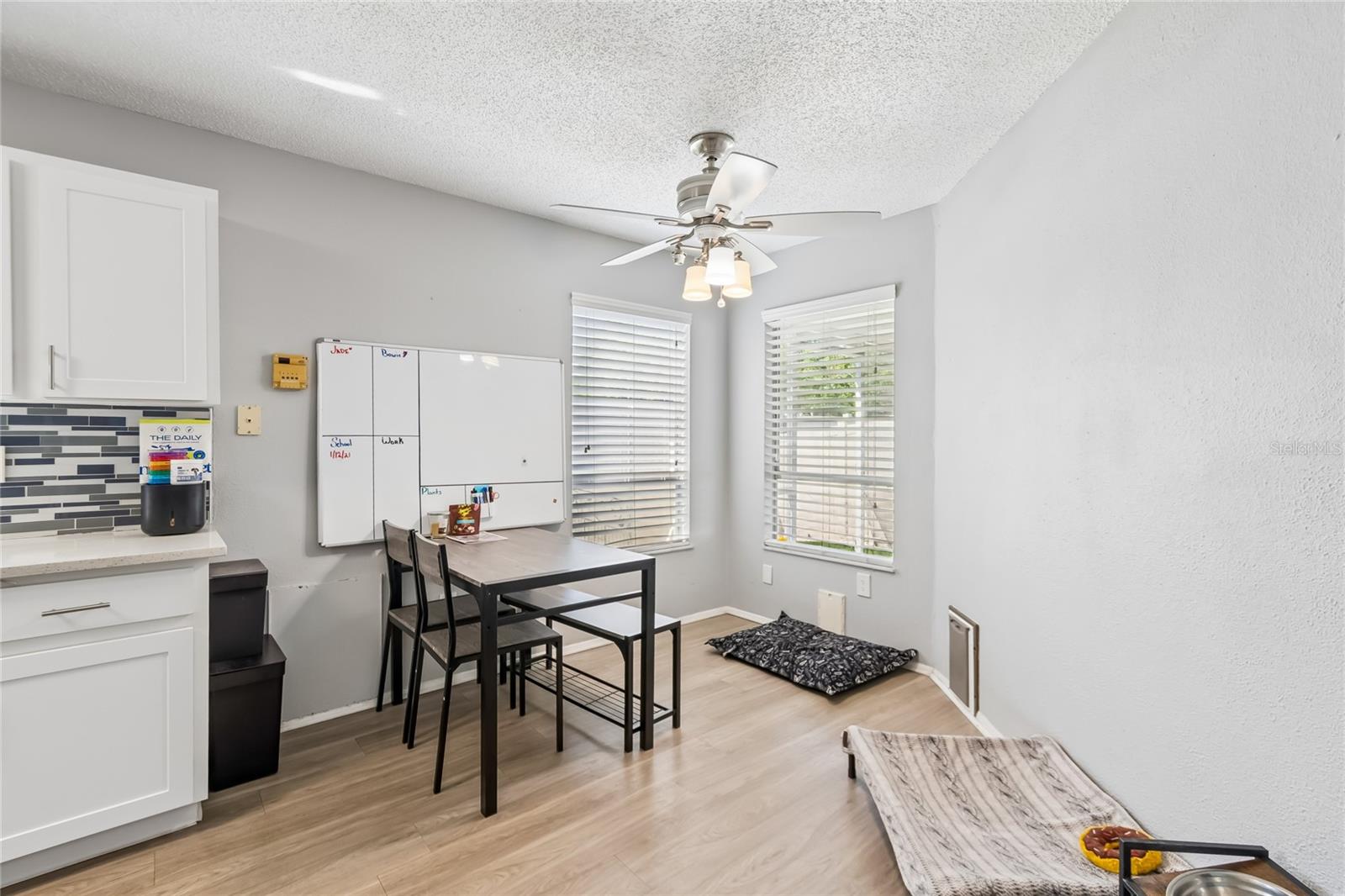 Image 23 of 51 For 7123 Silvermill Drive