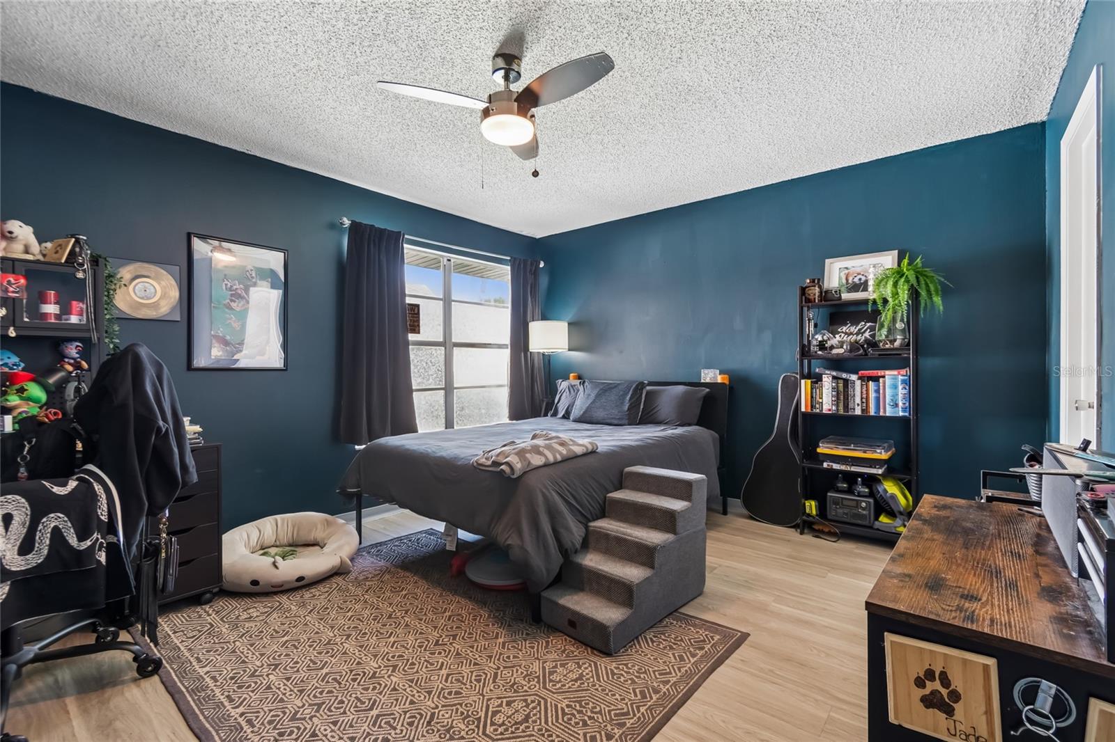 Image 34 of 51 For 7123 Silvermill Drive